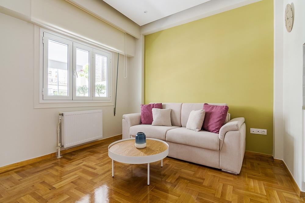 شقة Chic Penthouse For 4 Ppl In Kolonaki أثينا المظهر الخارجي الصورة